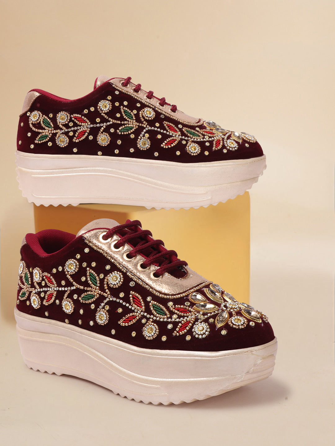 BRIDAL GLITTERY EMBROIDERY WEDDING AND PARTY SNEAKERS -CNV4032