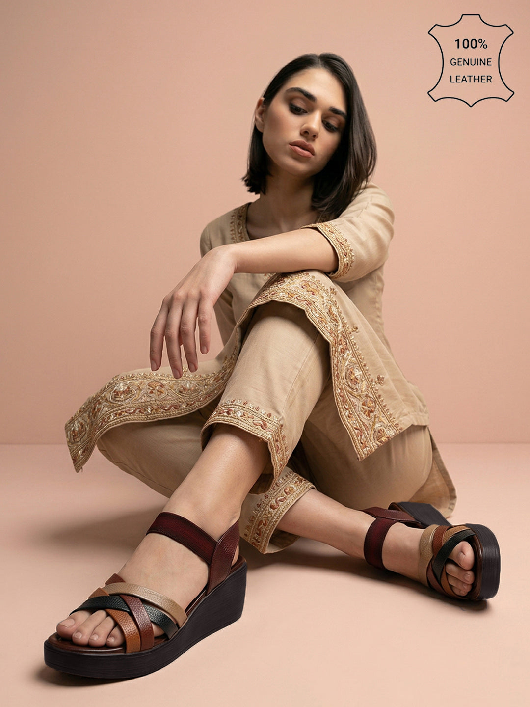 LEATHER SANDALS