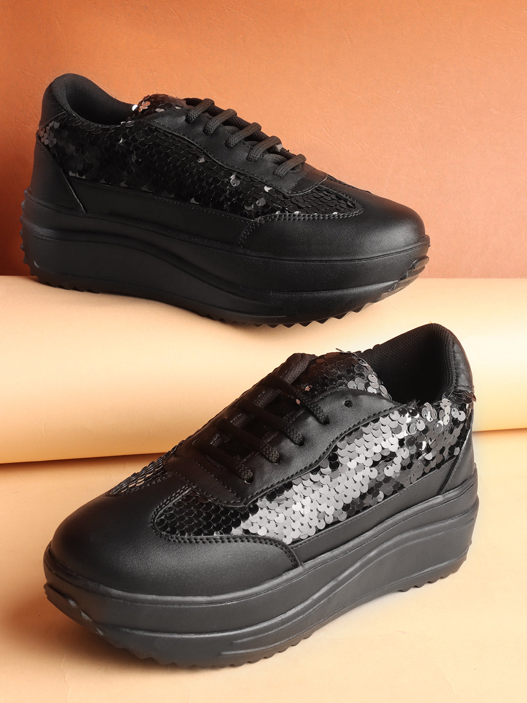 WOMEN GOLDEN SNEAKERS- CNV4040